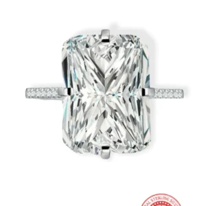 "Icy Emerald" | 925 Silver Cocktail Ring