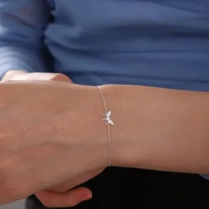 Elegant 925 Sterling Silver Minimal Dragonfly Bracelet with White Zircon Stone - Hypoallergenic & Stylish Gift