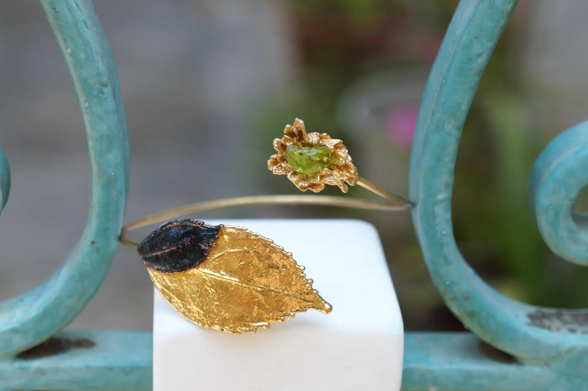 Gold Leaf Cuff Bracelet - Real Flowers with Green Murano Stone - Image 5